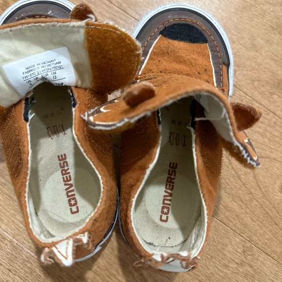 Converse Fox Toddler Size 6T - Picture 4 of 4